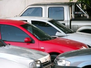 Kupno używane samochodu - na co uważać? kupno samochodu,zakup auta, kupowanie używanego samochodu, zakup samochodu na giełdzie, podatek od kupna auta, vin, umowa kupna sprzedaży auta,