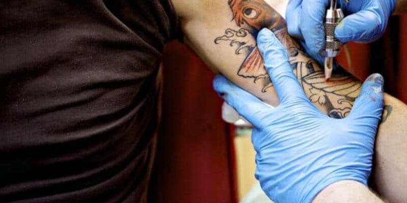 Tatuaż – jak wybrać wzór, salon, co trzeba wiedzieć