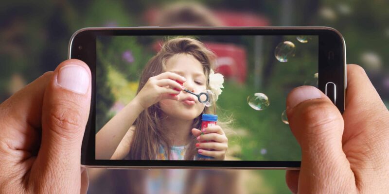 Zdjęcia na telefonie – przechowywanie, przenoszenie, przerabianie